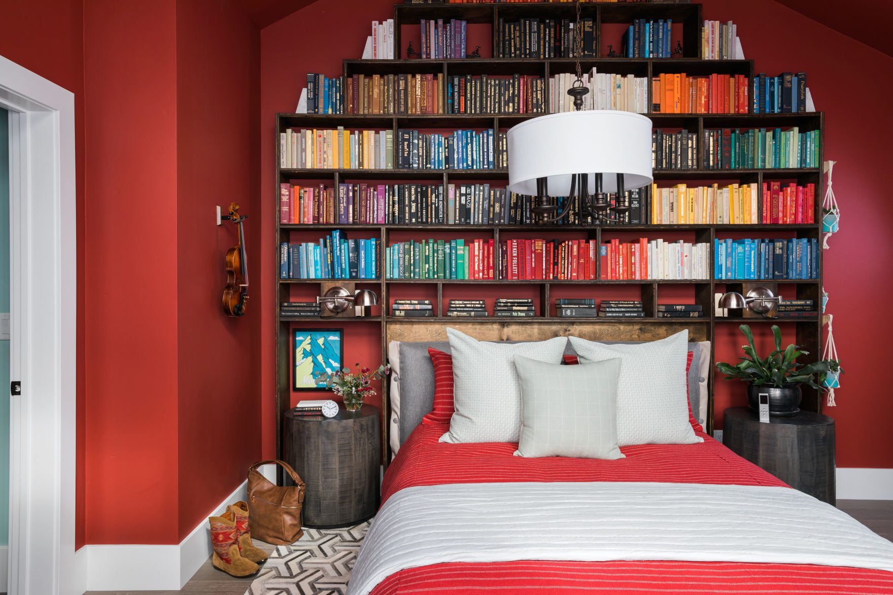 Guest bedroom